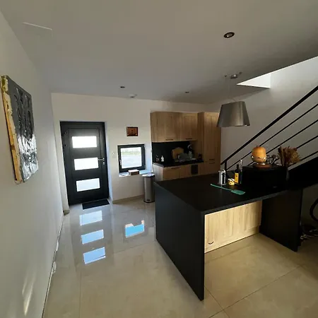 Maison Avec Terrasse & Vue Nature Pres De Neufchateau